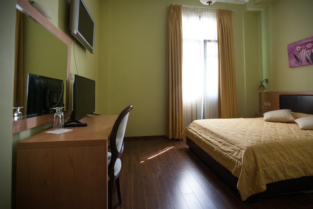 Ermionio Hotel Kozani Exteriör bild
