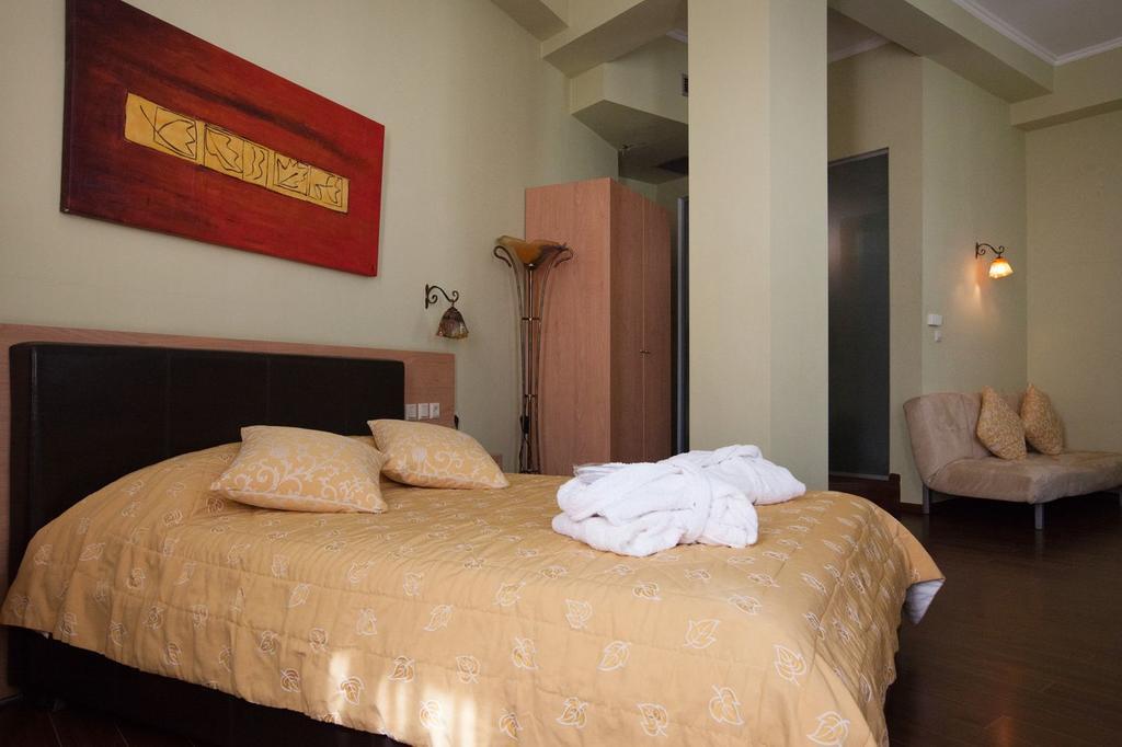 Ermionio Hotel Kozani Exteriör bild