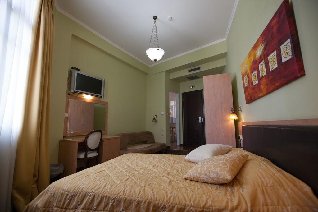 Ermionio Hotel Kozani Exteriör bild